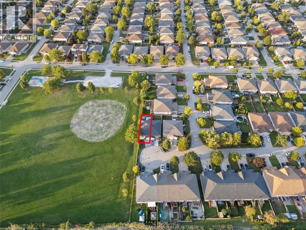 4574 TUMBLEWEED CRESCENT