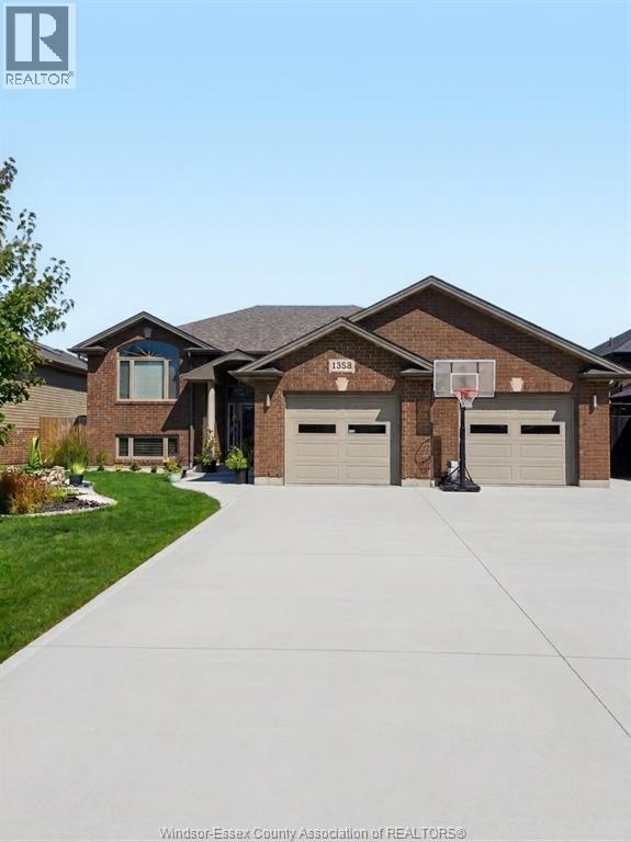 1358 COLONIAL CROSSING