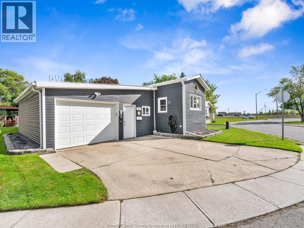 46 DIANE CRESCENT