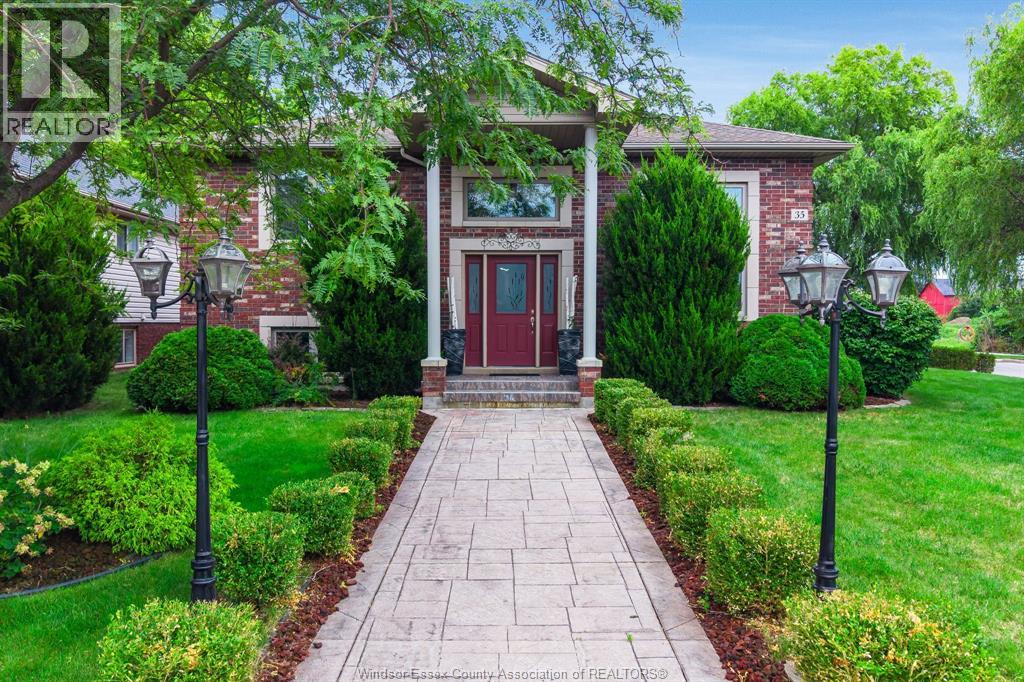 35 Normandy AVENUE