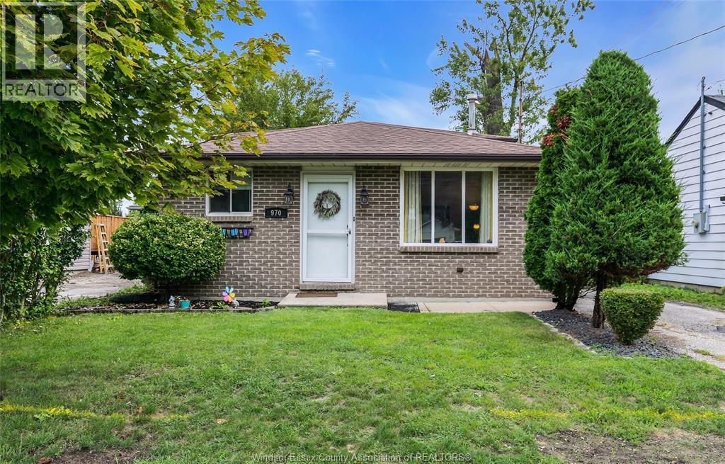 970 JARVIS AVENUE